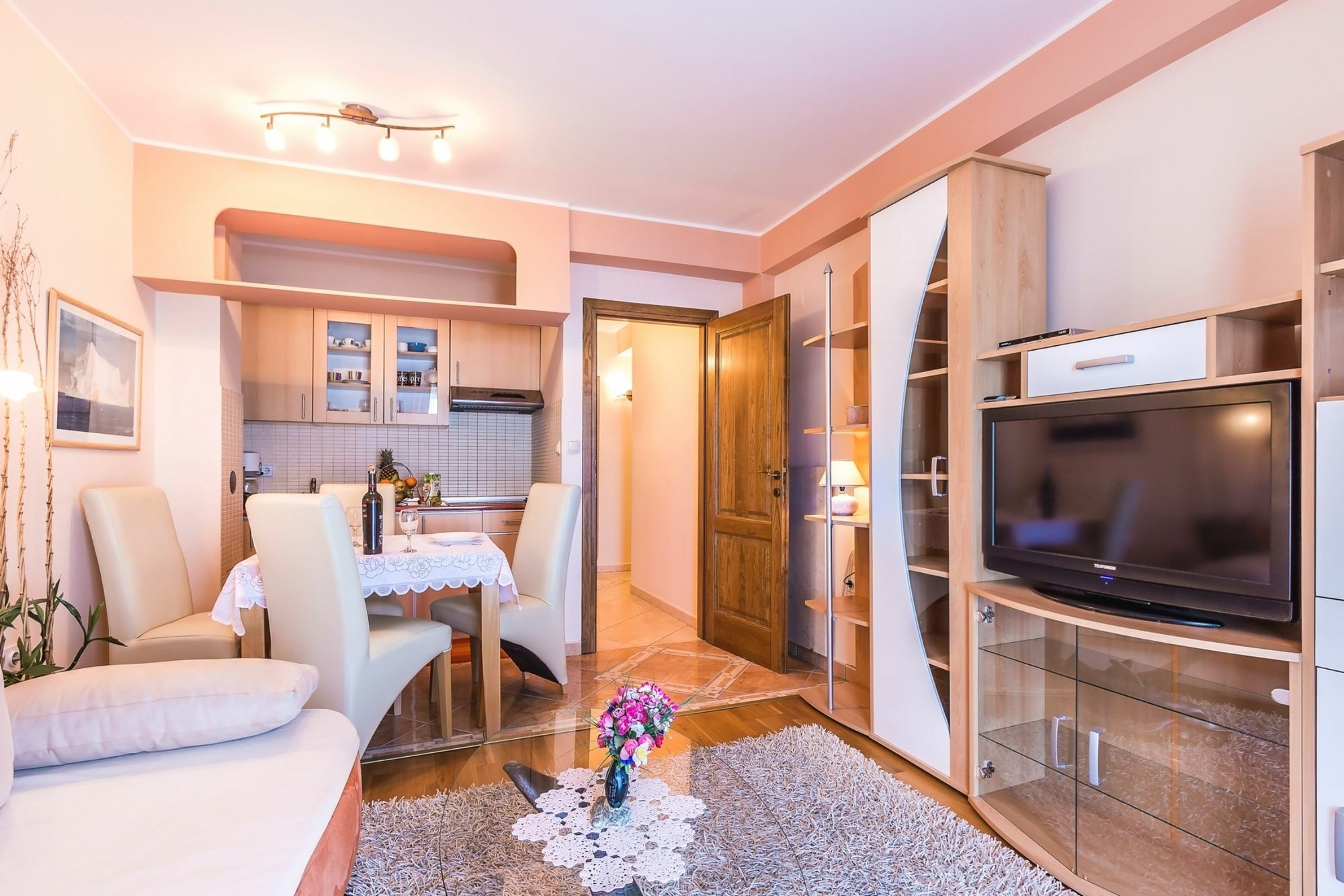 Villa Roses Apartments & Wellness Icici Ngoại thất bức ảnh