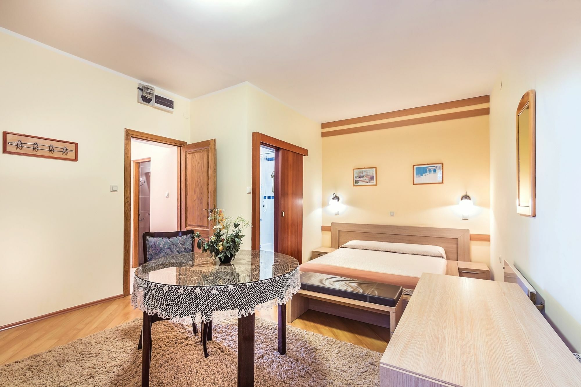 Villa Roses Apartments & Wellness Icici Ngoại thất bức ảnh